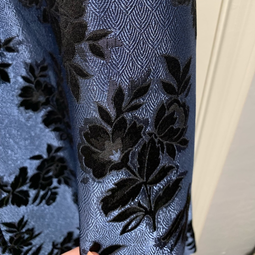 WHBM skirt. Size 2.